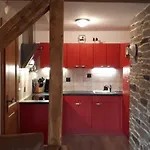 Aloisia Apartment *